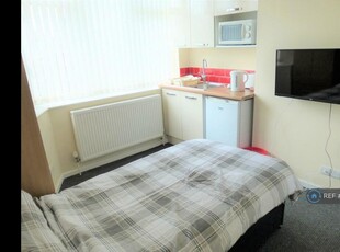 1 bedroom house share for rent in Severn Street, Stoke On Trent, ST1