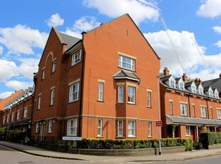 2 bedroom apartment for rent in Ravensworth Gardens, Cambridge, Cambridgeshire, CB1