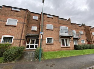 2 bedroom apartment for rent in Tonnelier Road, Dunkirk, NG7 2RW, NG7