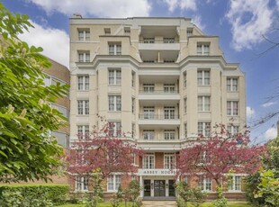 2 bedroom flat for rent in Abbey Road, St. Johns Wood, NW8