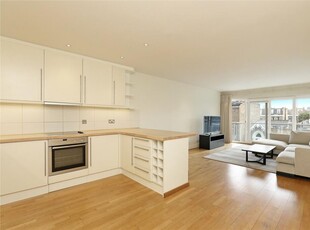 2 bedroom flat for rent in Hereford Road, Notting Hill, W2