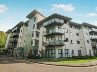 2 bedroom flat for rent in Rollason Way, Brentwood, Essex, CM14