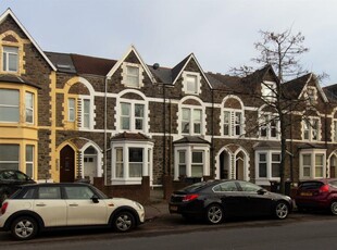 2 bedroom private hall for rent in Richmond Road, Roath, CF24