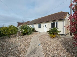 2 Bedroom Semi-detached Bungalow For Sale In Cliffsend