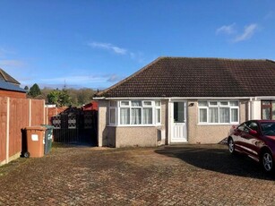 2 Bedroom Semi-detached Bungalow For Sale In Watford, Hertfordshire