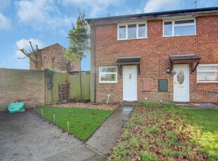 2 bedroom terraced house for rent in 26 Huntingdon Close, Lower Earley, Reading, RG6
