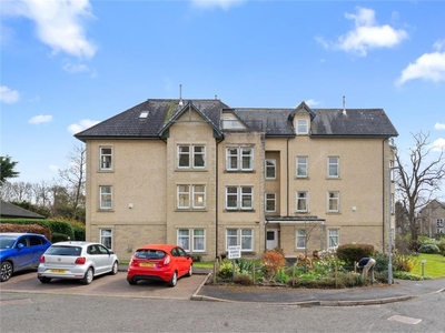 3 bed first floor flat for sale in Peebles