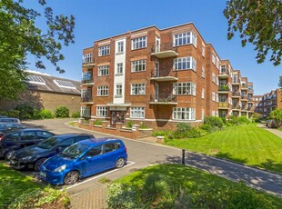 3 bedroom apartment for rent in Dyke Road, Brighton, BN1