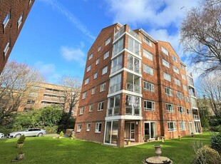 3 bedroom apartment for rent in The Avenue, Branksome Park, BH13