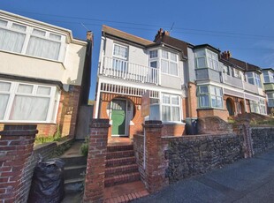 3 bedroom end of terrace house for rent in Northdown Park Road, Margate, CT9