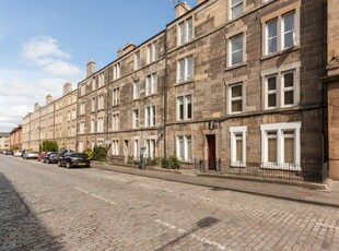 3 bedroom flat for rent in 5, Downfield Place, Edinburgh, EH11 2EH, EH11