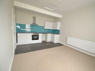3 bedroom flat for rent in Gloucester Road, Bishopston, Bristol, BS7