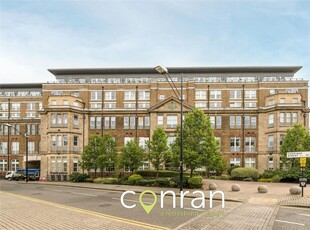 3 bedroom penthouse for rent in Building 22, Royal Arsenal, SE18