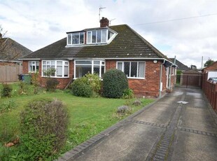 3 Bedroom Semi-detached Bungalow For Sale In New Waltham