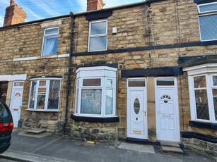 3 bedroom terraced house for rent in Hall Gate, Mexborough, S64