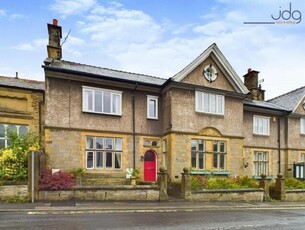 3 Bedroom Terraced House For Sale In Halton