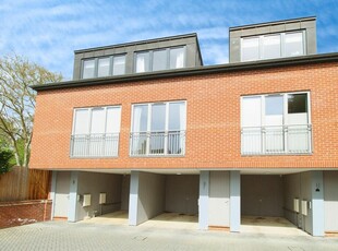 3 bedroom town house for rent in Bury St Edmunds, IP33