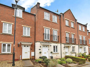 3 Bedroom Town House For Sale In St Leonards, Exeter