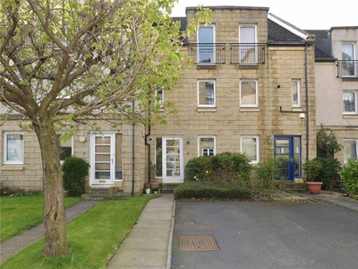 4 bed terraced house for sale in Leith Walk