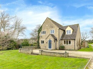 4 Bedroom Detached House For Sale In Fairford, Gloucestershire