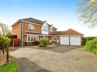 4 bedroom detached house for sale in Greylag Close, Whetstone, Leicester, Leicestershire, LE8