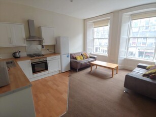 4 bedroom flat for rent in Rankeillor Street, Newington, Edinburgh, EH8