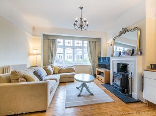 4 bedroom semi-detached house for rent in Woodcombe Crescent, Forest Hill, London, SE23