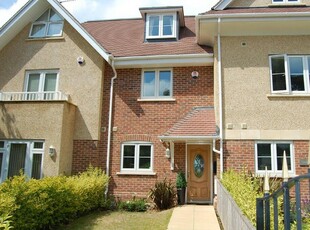 4 bedroom town house for rent in Lower Parkstone, BH14