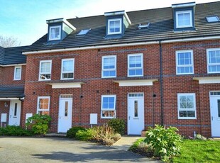 4 Bedroom Town House For Sale In Sandbach