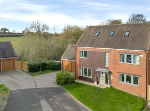 5 bedroom detached house for sale in Green Farm Court, Anstey, Leicestershire, LE7