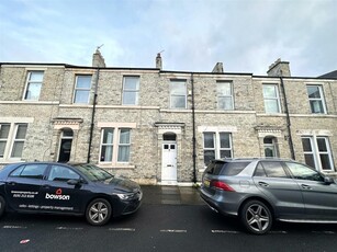 5 bedroom terraced house for rent in Clayton Park Square, Newcastle Upon Tyne, NE2