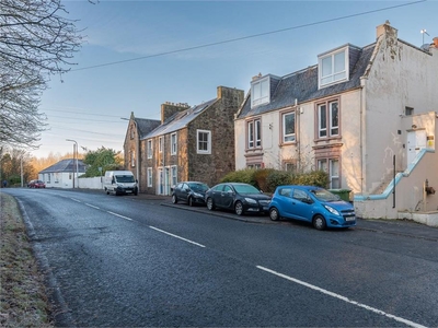 6 bed double upper flat for sale in Musselburgh