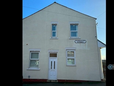 6 Bedroom End Of Terrace House To Rent