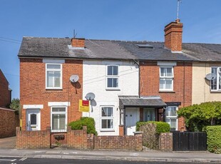 Cottage to rent in Wescott Road, Wokingham RG40
