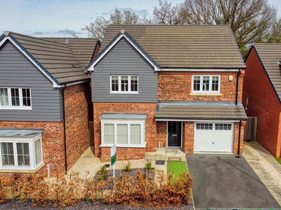 Detached house for sale in Eyre Chapel Rise, Chesterfield, Derbyshire S41