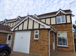 Detached house to rent in Beddoes Close, Wootton, Northampton NN4