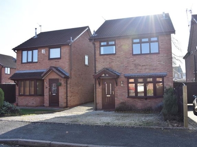 Detached house to rent in Falcon Drive, Coppenhall, Crewe CW1