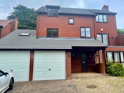 Detached house to rent in Glenthorne Road, Exeter EX4