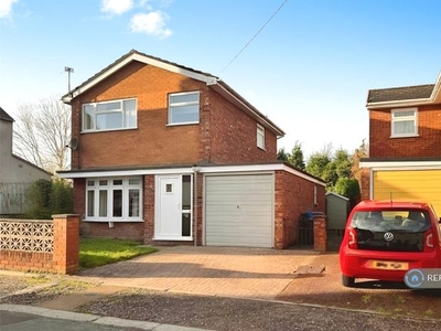 Detached house to rent in New Road, Wrockwardine Wood, Telford, Shropshire TF2