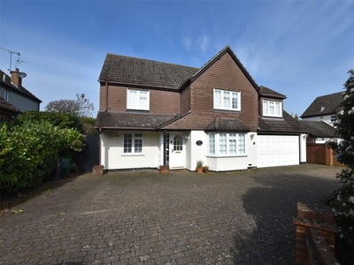 Detached house to rent in Norsey Road, Billericay CM11