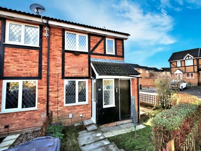 Detached house to rent in Shearwater Close, Stevenage SG2