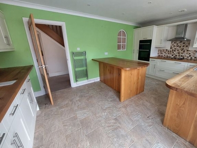 Detached house to rent in Wotton Road, Bristol BS37