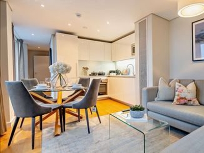 Duplex to rent in Merchant Square East, London W2