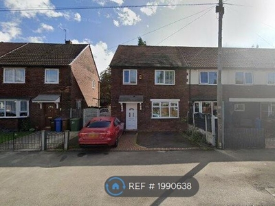 End terrace house to rent in Farley Way, Stockport SK5