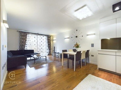Flat for sale in Fitzrovia Apartments, Bolsover Street, Fitzrovia, London W1W