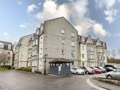 Flat to rent in 38 Albury Mansions, Aberdeen AB11