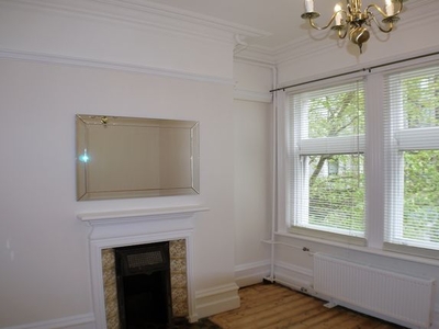 Flat to rent in Bedford Avenue, London WC1B