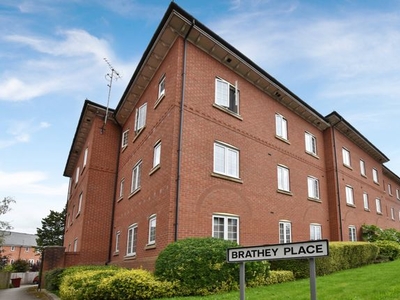 Flat to rent in Brathey Place, Radcliffe, Manchester M26