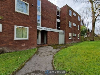 Flat to rent in Dudley Court, Manchester M16