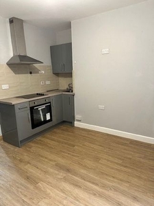 Flat to rent in Great Avenham Street, Preston PR1